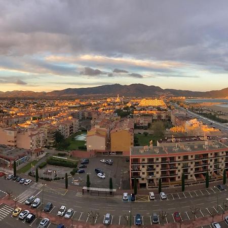 Bay View Empuriabrava Daire Dış mekan fotoğraf