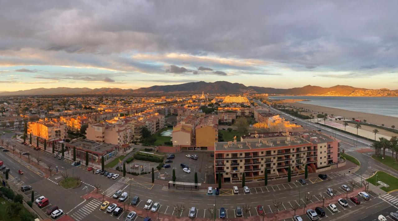 Bay View Empuriabrava Daire Dış mekan fotoğraf